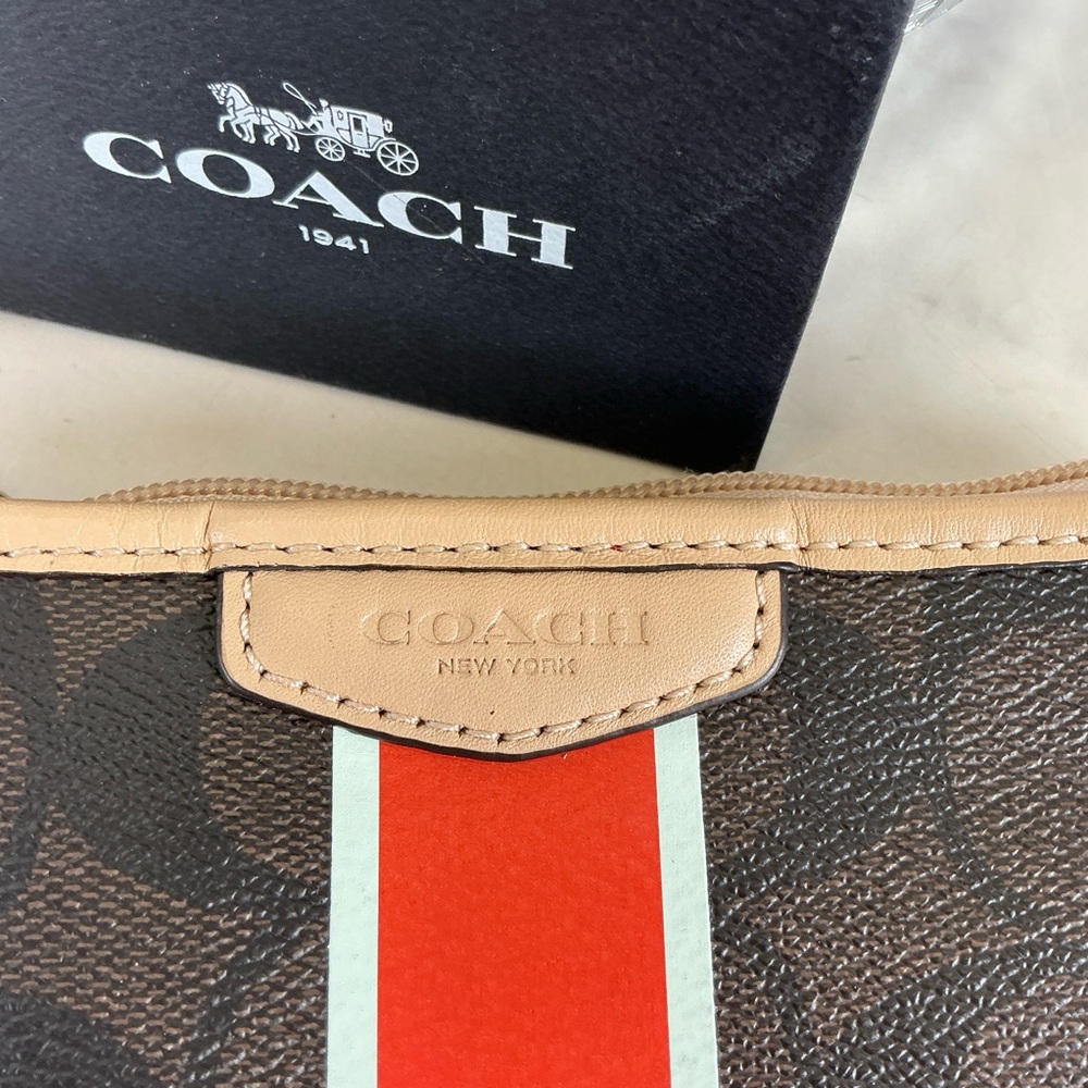 New Coach Signature Brown Vermillion Wristlet Bag with Red White Stripe‎ - Picture 7 of 10